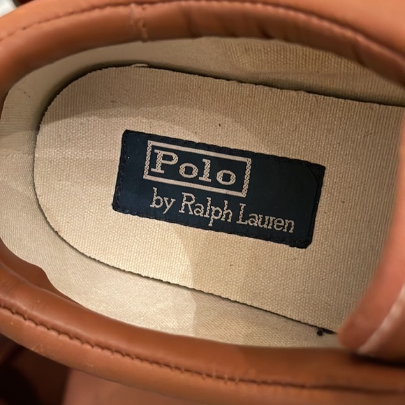 Polo by Ralph Lauren brown leather textured. Pre owned some flaws. - Picture 7 of 11
